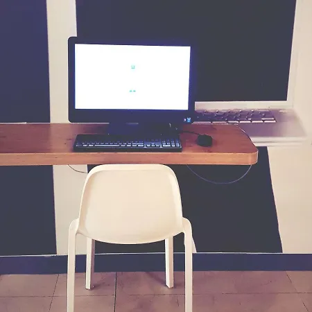 إيبيس بيدجت آرليس باليه ديه كونجري 2*